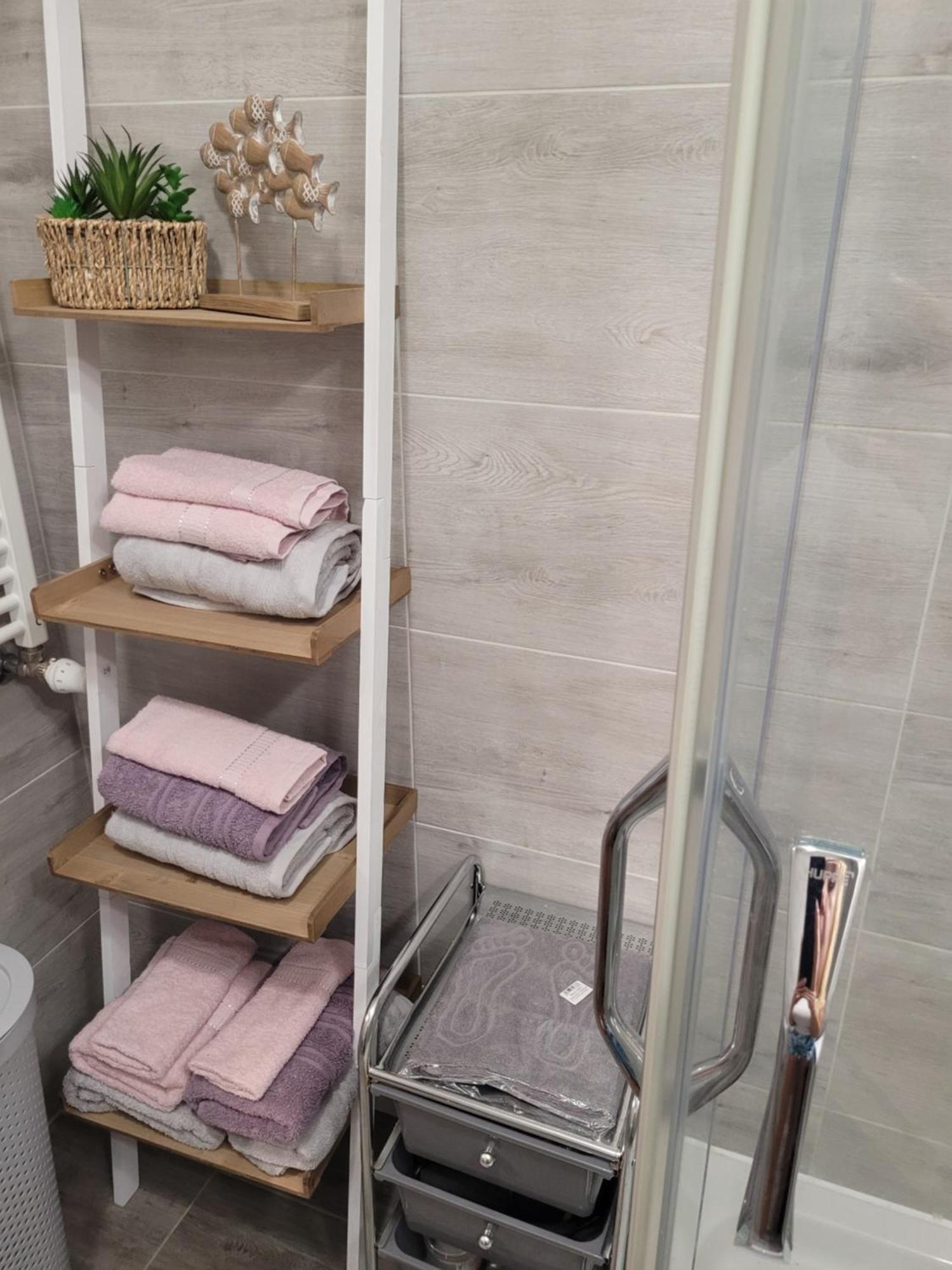 Apartament Lilla 옐레니아구라 외부 사진