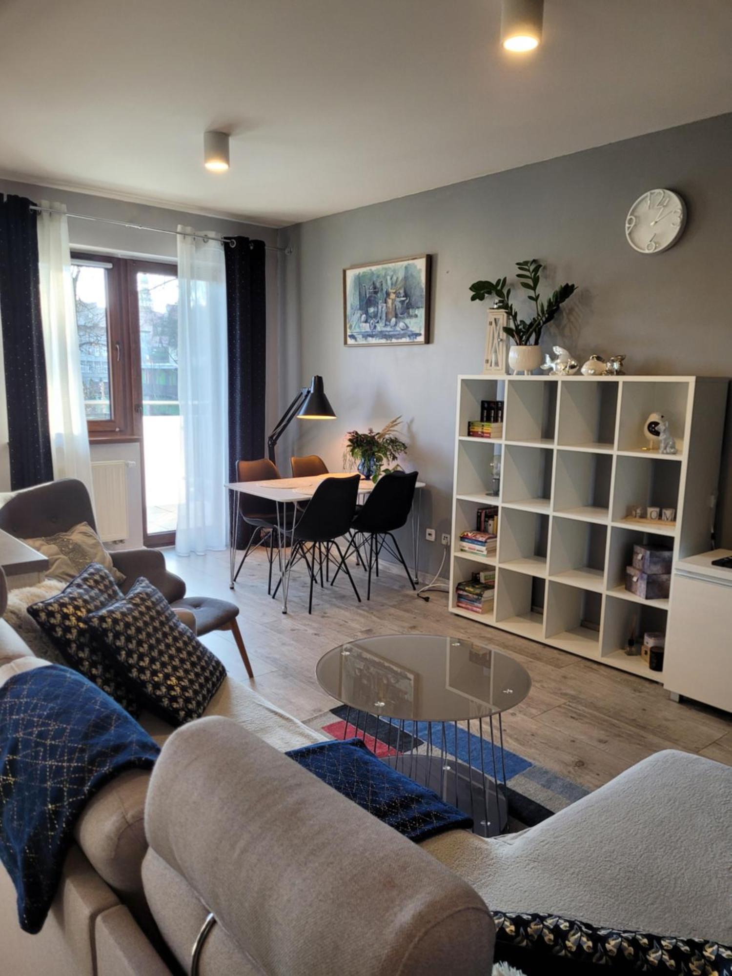 Apartament Lilla 옐레니아구라 외부 사진